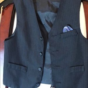 Little boys (Sz 4) gray/purple striped vest